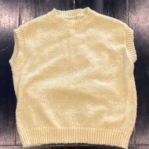 Missguided Soft yellow Knit sweater Vest